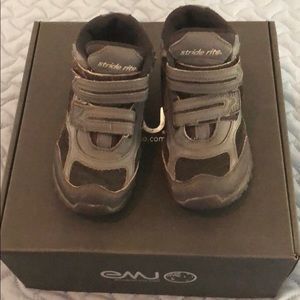 Stride Rite Rugged Ritchie kids shoes size 11M